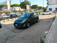 Usata Renault Scénic III 110 CV (80 kW) 2011 Bluazzurro Monovolume