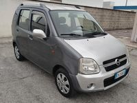 Usata Opel Agila 69 CV (50 kW) 2004 Grigio Monovolume
