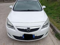 Usata Opel Astra 110 CV (80 kW) 2012 Station wagon