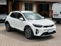 Begagnad Kia Stonic Urban 100 HK (73 kW) 2023 Vit SUV
