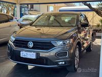 Usata VW T-Roc Advance 116 CV (85 kW) 2019 Grigio SUV
