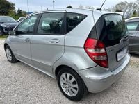 Usata Mercedes A160 Elegance 82 CV (60 kW) 2006 Argento Berlina