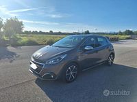 Usata Peugeot 208 82 CV (60 kW) 2018 Grigio Utilitaria