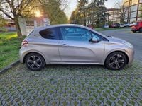 Usata Peugeot 208 Allure 114 CV (83 kW) 2013 Utilitaria