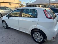 Usata Fiat Punto Lounge 75 CV (55 kW) 2014 Bianco Utilitaria