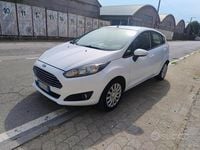Usata Ford Fiesta 75 CV (55 kW) 2015 Bianco Berlina