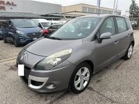 Usata Renault Scénic III Luxe 110 CV (80 kW) 2010 Grigio Monovolume