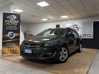 Usata Opel Astra 140 CV (102 kW) 2013 Grigio Station wagon