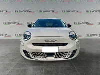 Usata Fiat 600 145 CV (106 kW) 2025 Beige SUV