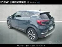 Usata Renault Captur Intens 101 CV (74 kW) 2023 Blu SUV