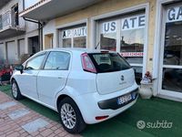 Usata Fiat Punto Evo 75 CV (55 kW) 2011 Bianco Utilitaria