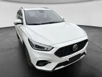 Usata MG ZS Luxury 111 CV (81 kW) 2023 Bianco SUV