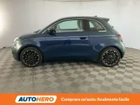 Usata Fiat 500e La Prima 42 kW (58 CV) 2021 Blu/azzurro Utilitaria