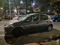 Usata Renault Clio III 86 CV (63 kW) 2006 Grigio Berlina