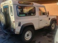 Usata Land Rover Defender 122 CV (89 kW) 2010 SUV