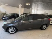 Usata Ford Focus ST-Line 120 CV (88 kW) 2018 Grigio Station wagon