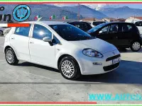 Usata Fiat Punto Street 75 CV (55 kW) 2015 Bianco Utilitaria
