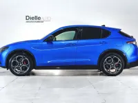 Usata Alfa Romeo Stelvio Veloce 209 CV (153 kW) 2024 Blu misano metallizzato SUV