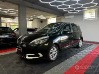 Usata Renault Scénic LIMITED 110 CV (80 kW) 2015 Nero Monovolume