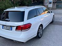 Usata Mercedes E200 184 CV (135 kW) 2015 Bianco Station wagon