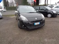Usata Renault Scénic 110 CV (80 kW) 2010 Nero Monovolume