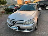 Usata Mercedes C180 120 CV (88 kW) 2011 Grigio Berlina