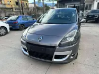 Usata Renault Scénic Dynamique 110 CV (80 kW) 2011 Grigio Monovolume