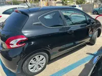 Usata Peugeot 208 Active 68 CV (50 kW) 2014 Utilitaria
