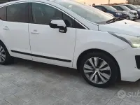 Usata Peugeot 3008 115 CV (84 kW) 2014 Bianco Station wagon