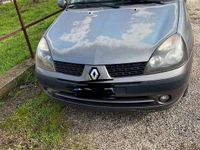 Usado Renault Clio II 75 CV (55 kW) 2003 Berlina