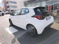 Usata Toyota Yaris Hybrid Trend 92 CV (67 kW) 2021 Bianco Berlina