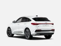 Nuova Audi Q5 Sportback Advanced 204 CV (150 kW) 2025 Argento floret metallizzato SUV