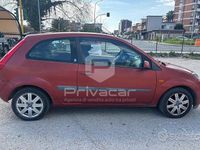 Usata Ford Fiesta Ghia 68 CV (50 kW) 2008 Rosso Utilitaria
