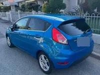 Usata Ford Fiesta Titanium 75 CV (55 kW) 2015 Blu Utilitaria