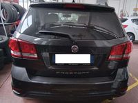 Usata Fiat Freemont Urban 140 CV (102 kW) 2014 Grigio SUV