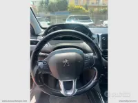 Usata Peugeot 2008 Allure 110 CV (80 kW) 2019 Grigio SUV