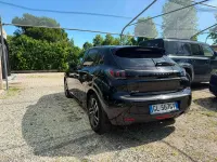 Usata Peugeot 208 Allure 75 CV (55 kW) 2022 Nero Utilitaria