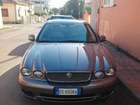 Usata Jaguar X-type 156 CV (114 kW) 2008 Grigio Berlina