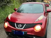 Usata Nissan Juke Tekna 117 CV (86 kW) 2013 Rosso SUV