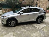 Usata Lexus NX300h Executive Line 155 CV (114 kW) 2018 Argento SUV