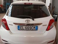Usata Toyota Yaris 90 CV (66 kW) 2012 Utilitaria
