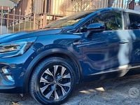 Usata Renault Captur Techno 101 CV (74 kW) 2023 Blu/azzurro SUV