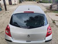 Usata Renault Clio II LE 86 CV (63 kW) 2007 Grigio Berlina