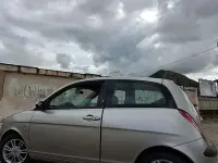 Usata Lancia Ypsilon 75 CV (55 kW) 2004 Utilitaria