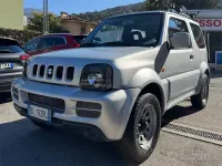 Usata Suzuki Jimny 85 CV (62 kW) 2012 Grigio SUV