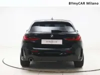 Usata BMW 116 M Sport 116 CV (85 kW) 2022 Black sapphire metallizzato Utilitaria