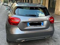 Usata Mercedes A180 Premium 109 CV (80 kW) 2016 Grigio Berlina