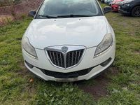 Usata Lancia Delta 120 CV (88 kW) 2014 Utilitaria