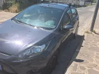 Usata Ford Fiesta 70 CV (51 kW) 2011 Grigio Berlina