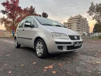 Usata Fiat Idea Emotion 95 CV (69 kW) 2011 Grigio Monovolume